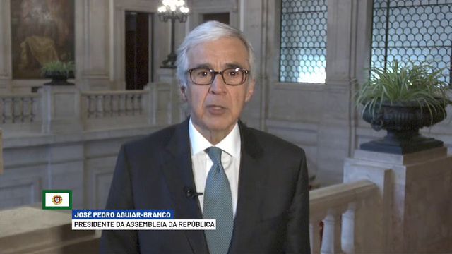 Presidente da Assembleia da República dá os parabéns a A BOLA