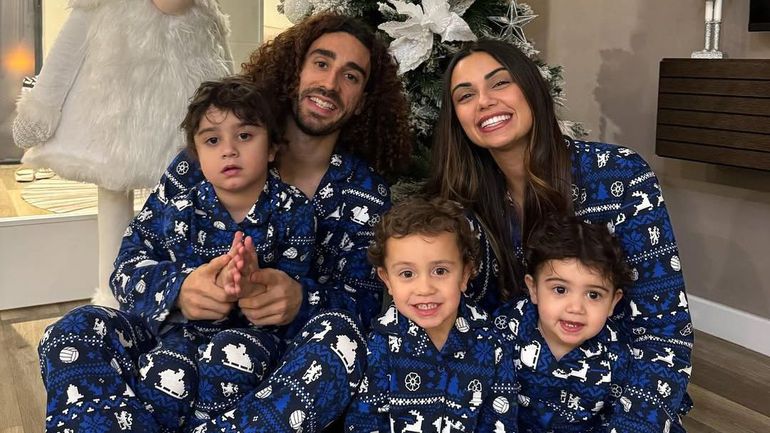 Cucurella e a mulher emocionados a falar do autismo do filho