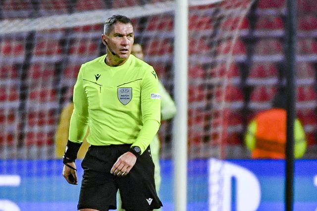 Arbitragem de grande qualidade de Kovacs!
