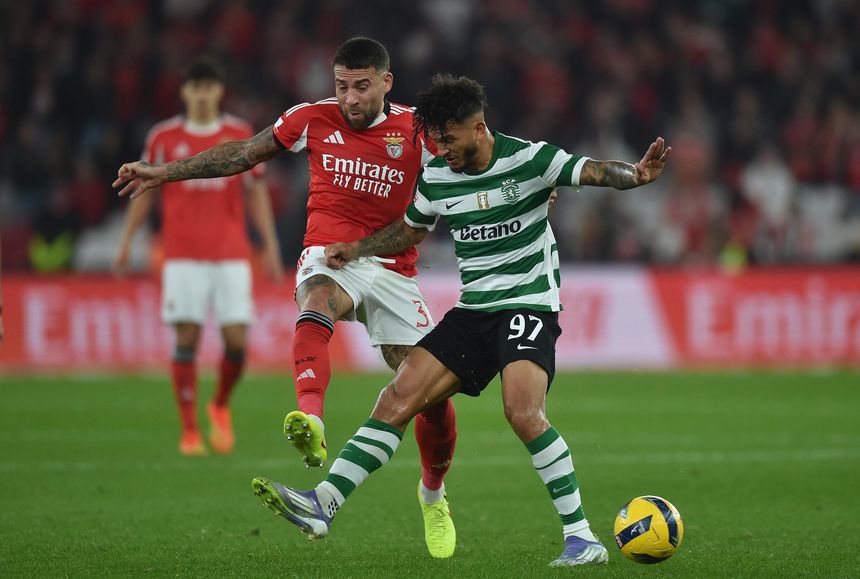 Otamendi e Luis Suárez num Benfica-Sporting para o campeonato (Foto: Migul Nunes)
