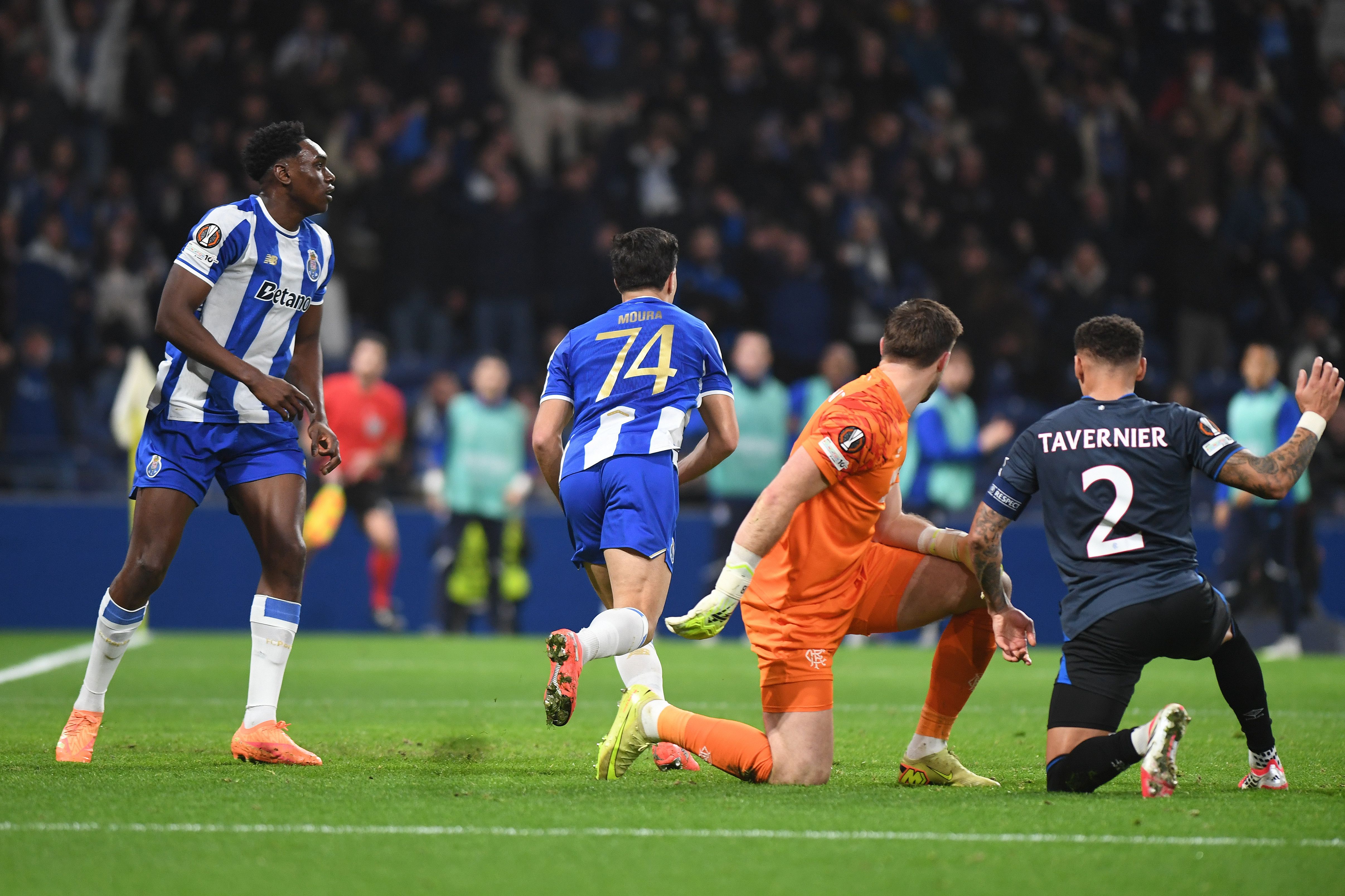 Francisco Moura marcou o terceiro dos portistas.  Foto: Rogério Ferreira/Kapta+