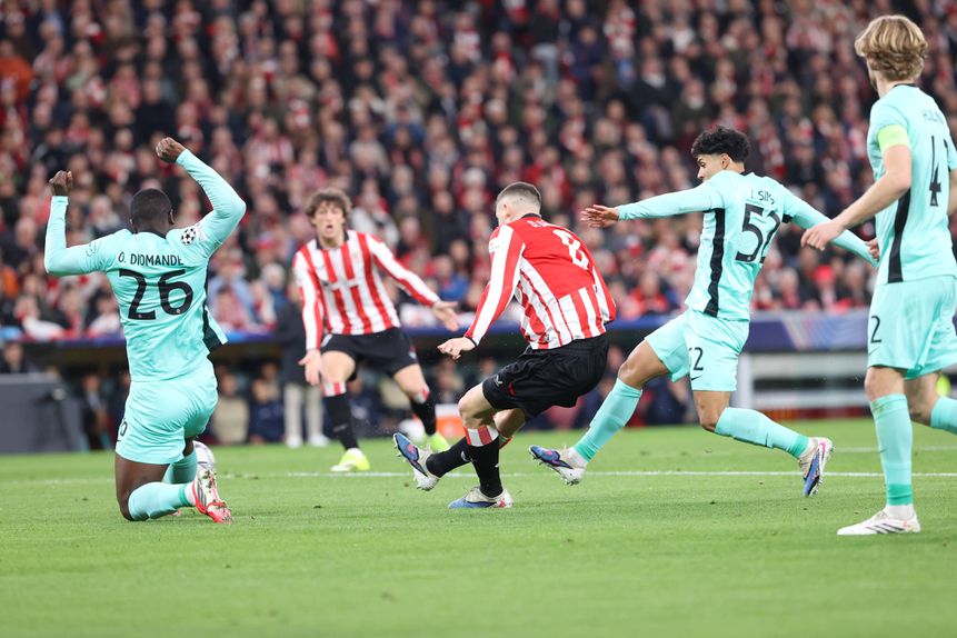 Oihan Sancet marcou pelo Athletic Bilbao ao Sporting logo aos três minutos