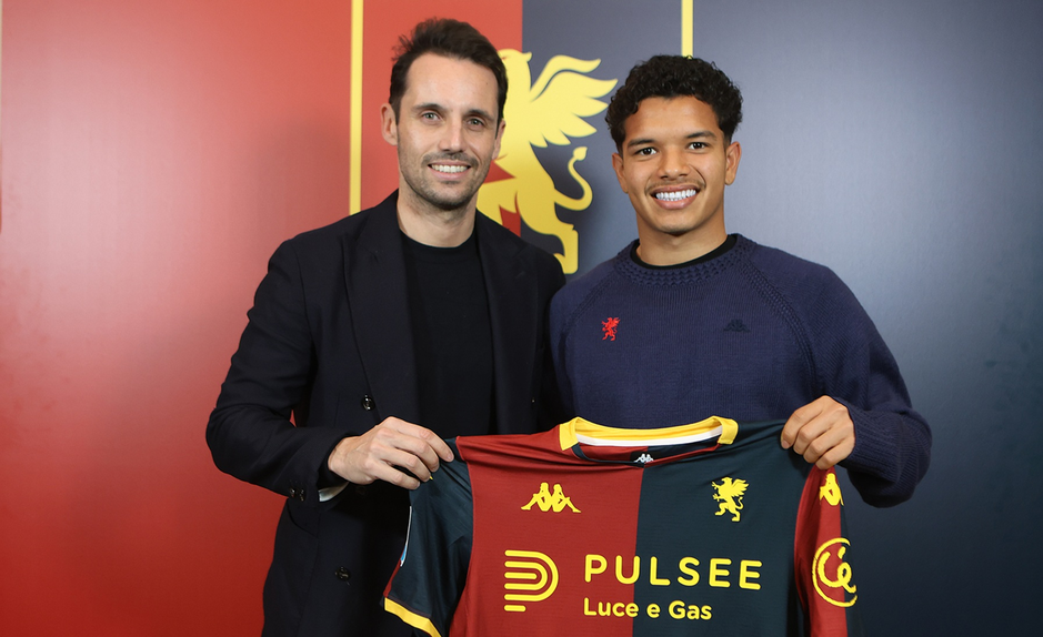 Alex Amorim já não é jogador do Alverca (Foto: Génova)