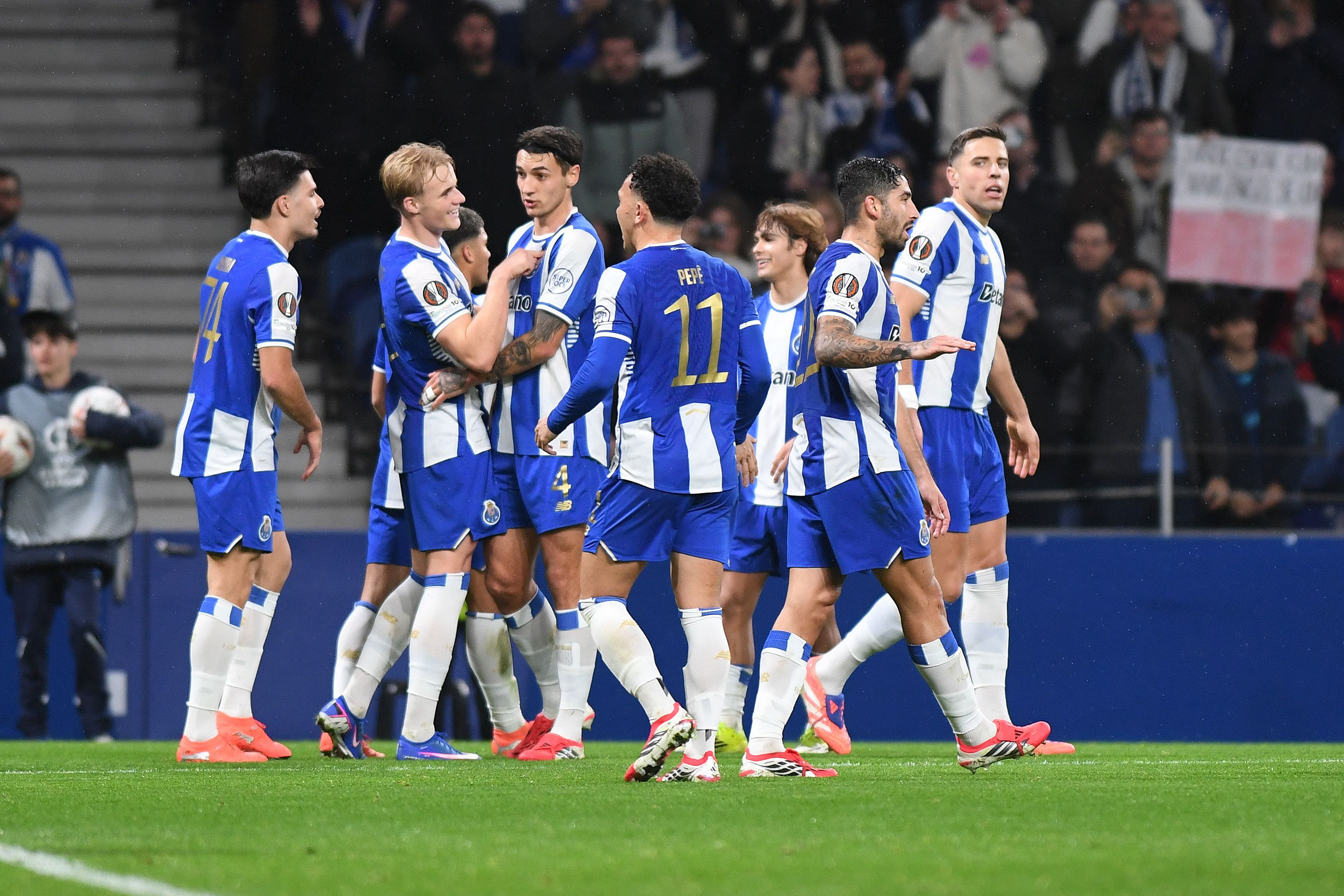 Jogadores do FC Porto festejam.  Foto: Rogério Ferreira/Kapta+
