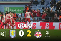 É entrar e marcar: Salzburgo choca Aston Villa com golaço de calcanhar