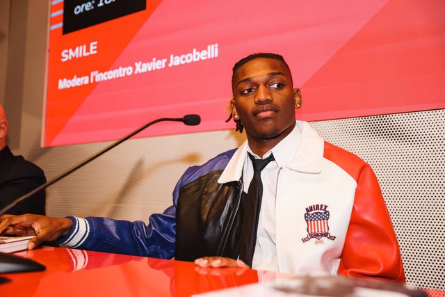 Luis Enrique sobre o interesse do PSG em Rafael Leão: «Quem? Ele é cantor?»