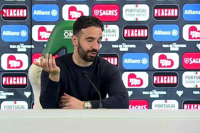 Amorim e a diferença de jogar com Geny Catamo