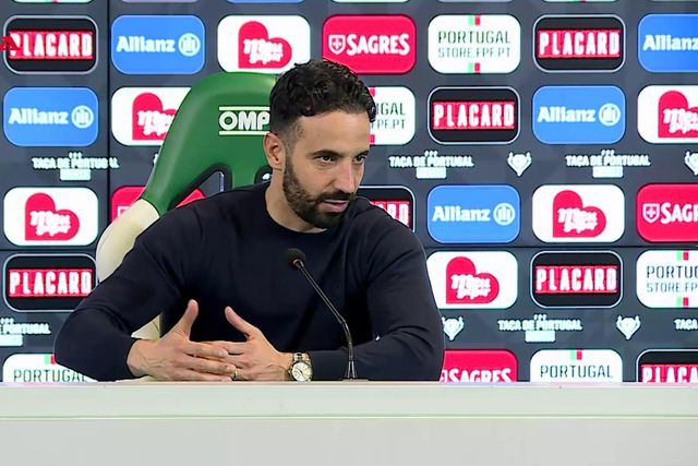 «Se não falo da falta do Pote, também não falo sobre isso [golo anulado]»