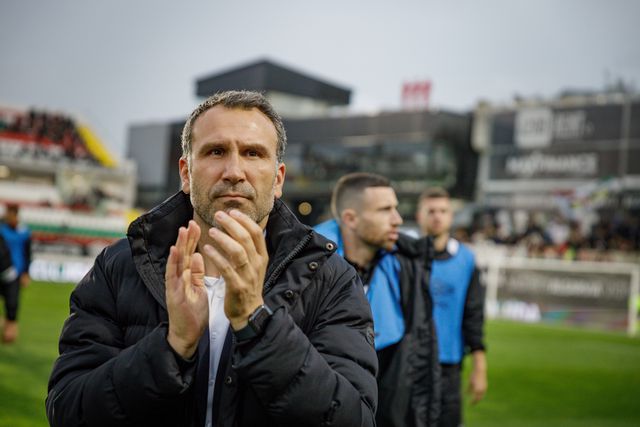 VÍDEO: Estrela da Amadora despede-se de Sérgio Vieira