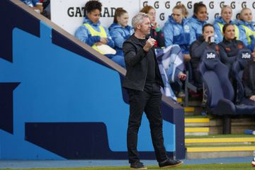 Leicester despede treinador por manter relação amorosa com jogadora