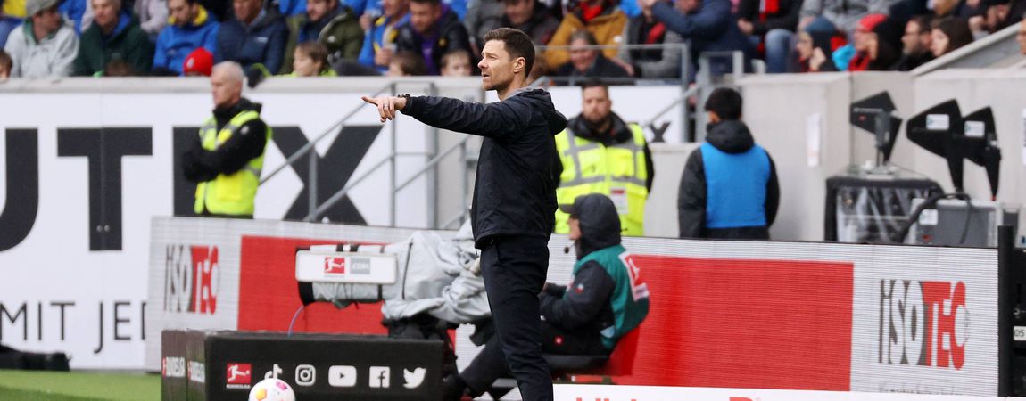Xabi Alonso fica no Leverkusen: «É o lugar certo para mim»