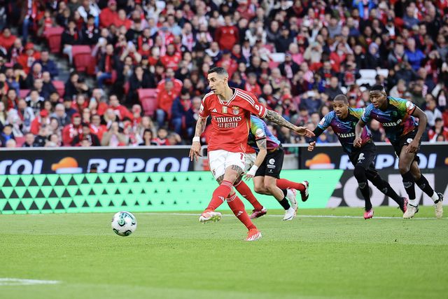 Di María falha penálti (vídeo)