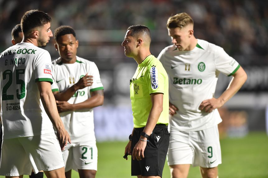 Gustavo Correia com Gonçalo Inácio, Geny Catamo e Gyokeres