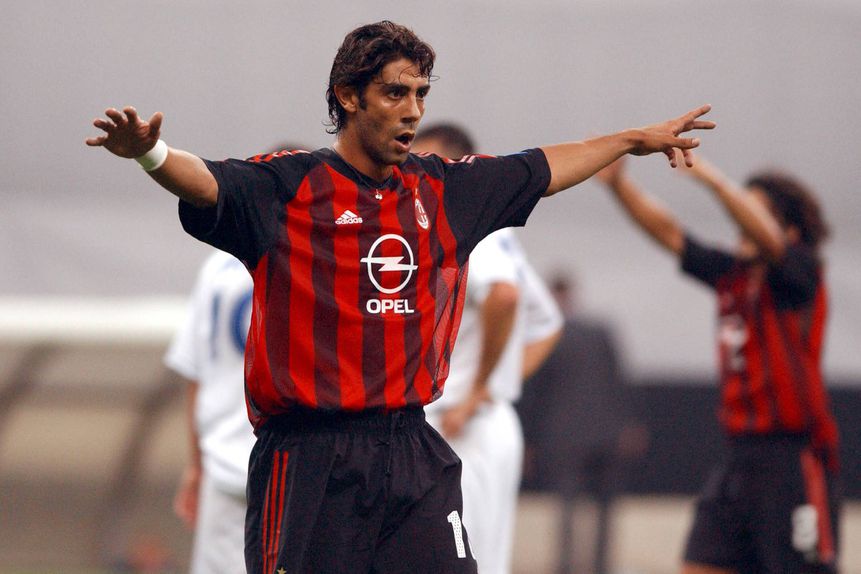 Rui Costa representou o Milan de 2001 a 2006 (Foto: IMAGO)