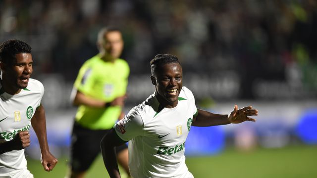 Geovany Quenda festeja segundo golo do Sporting na visita ao Estrela da Amadora