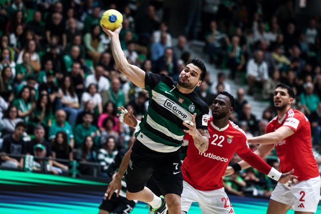 Sporting domina (outra vez) Benfica no dérbi