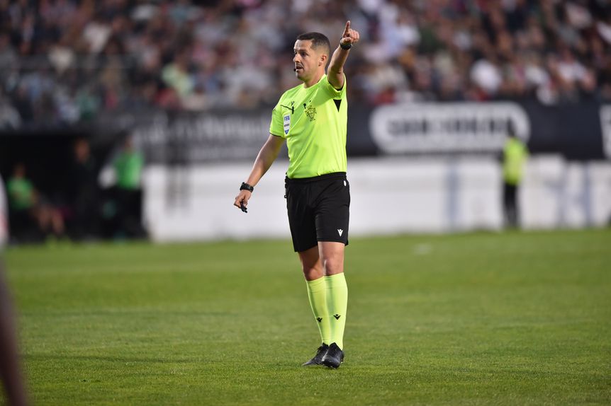 Gustavo Correia, árbitro do Estrela-Sporting (foto: Miguel Nunes)