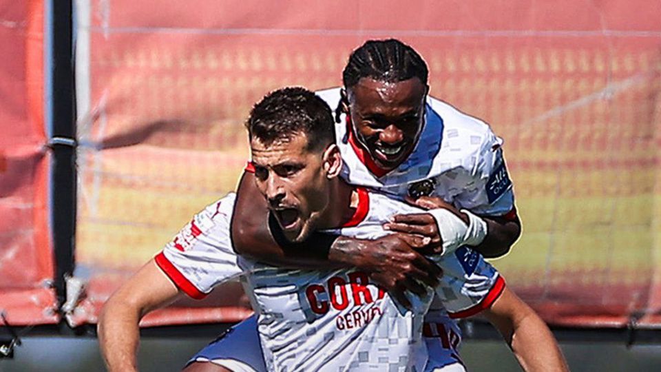 Liga 2: Alexandre Guedes dá vida ao Marítimo e atrapalha Penafiel