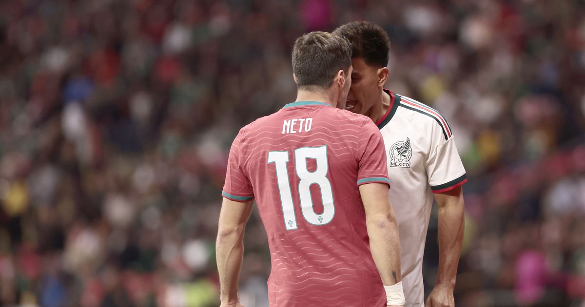 Até saltaram faíscas: Pedro Neto protagonizou momento de tensão no Azteca