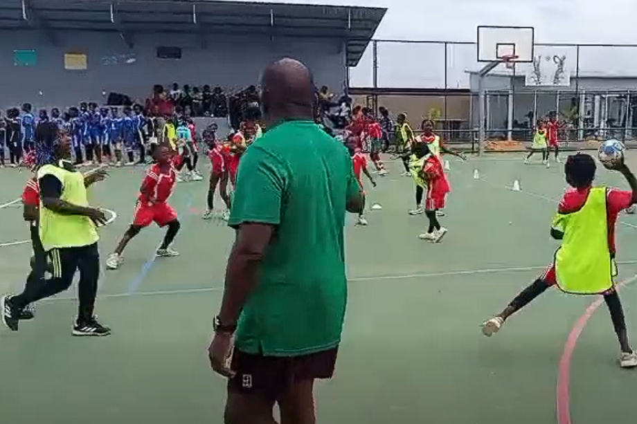 Federação agradada com projeto do andebol no Kikuxi Vilas Club