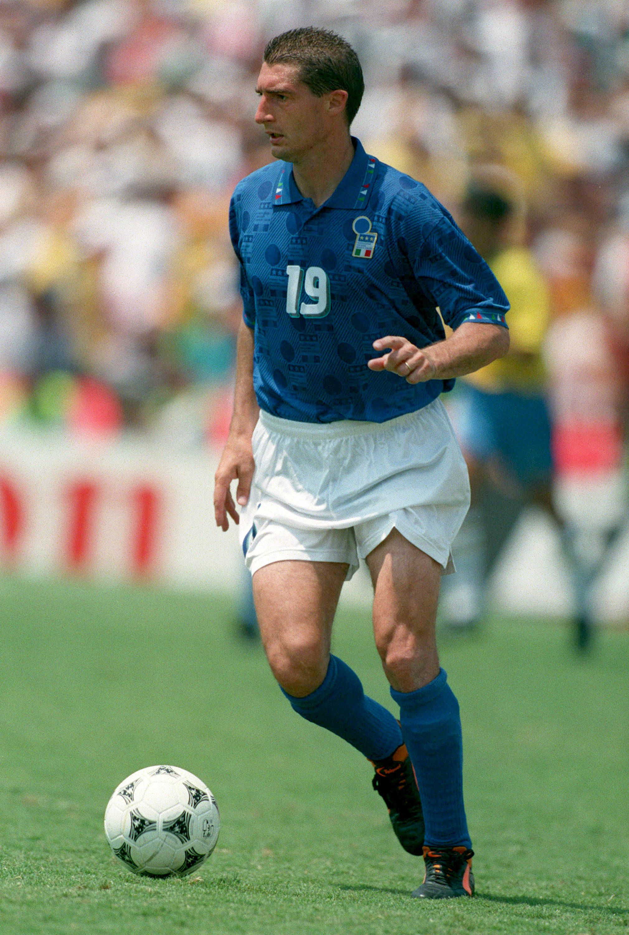 Equipamento principal de Itália - 1994