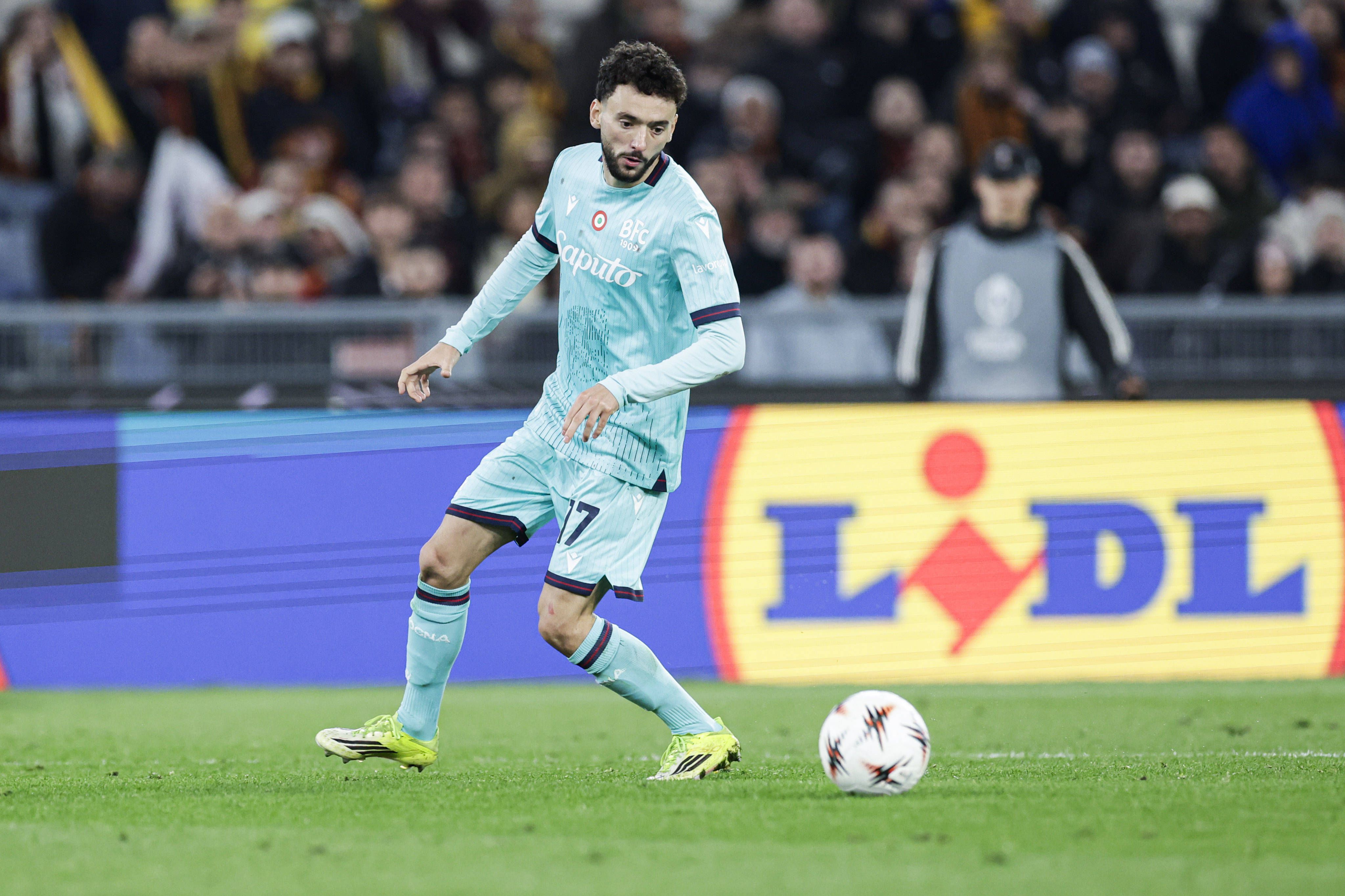 João Mário leva oito jogos e um golo pelo Bolonha, números que ainda não convenceram Spalletti