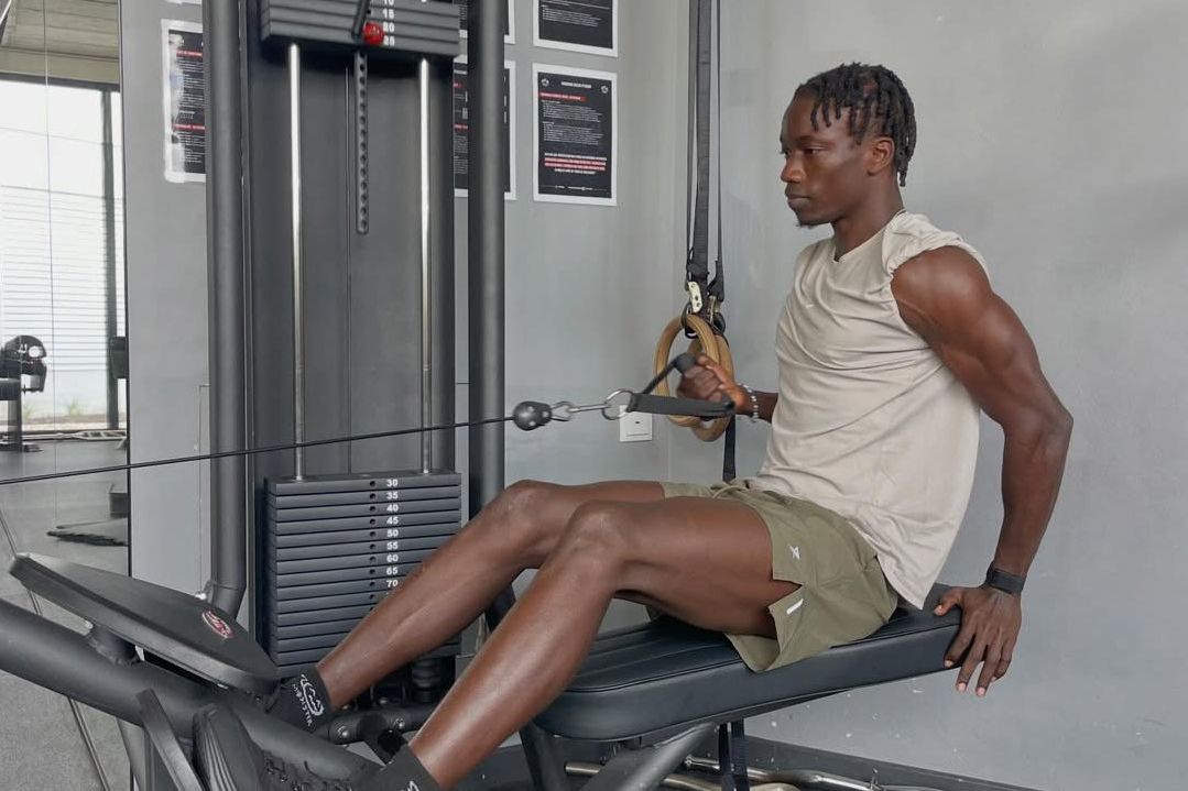 Souleymane Faye partilhou momento de trabalho extra nas redes sociais - Foto: Instagram/Faye