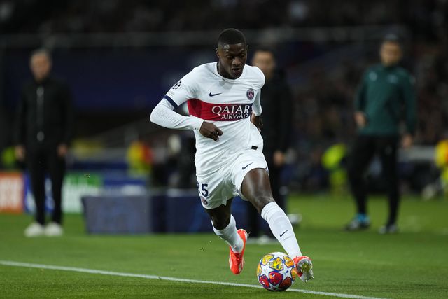 Nuno Mendes a postos para a Liga dos Campeões