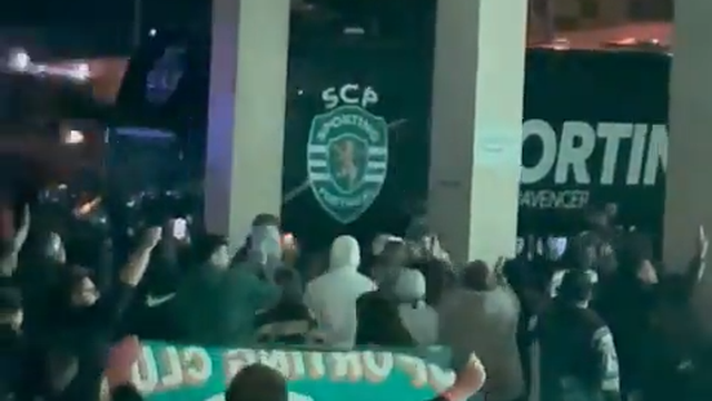 Sporting novamente recebido em festa em Alvalade