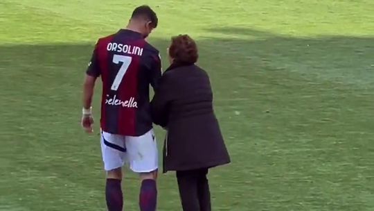 Emocionante: Bolonha fez história e Orsolini comemorou em lágrimas com a avó
