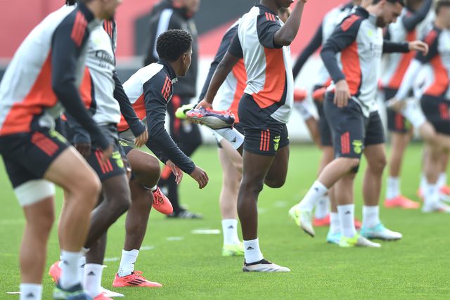 Plantel do Benfica é numeroso e tem oferecido possibilidades a Bruno Lage (Miguel Nunes)