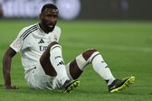 Rudiger no relvado em dificuldades