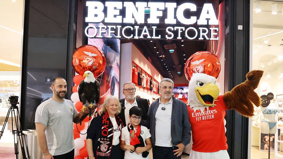 Benfica celebra inauguração em Coimbra