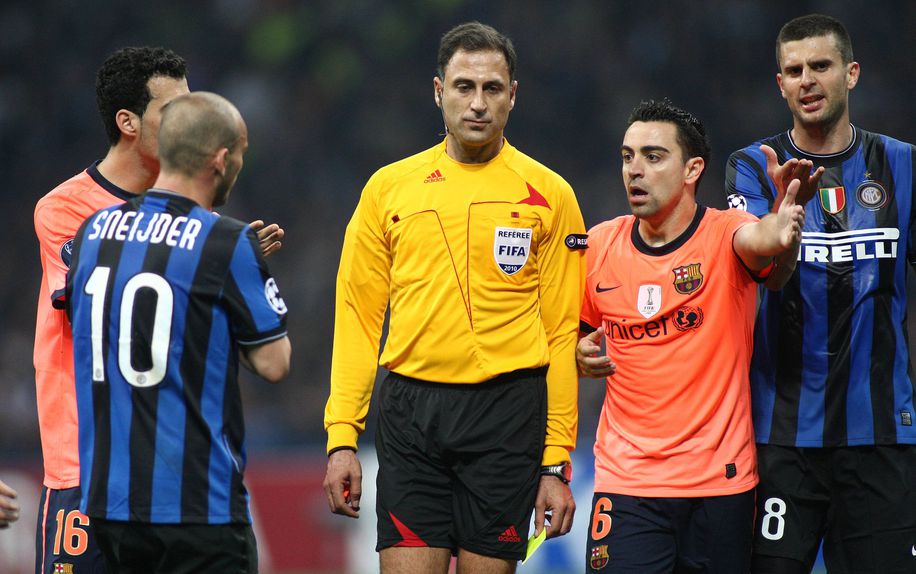 Olegário Benquerença muito criticado no Barcelona-Inter, a 20 de maio de 2010, em San Ciro