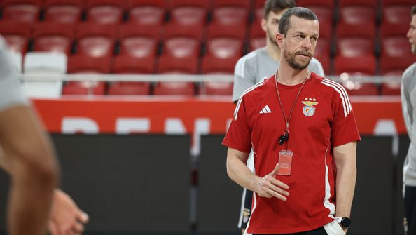Marcel Matz durante treino do Benfica (SL Benfica)