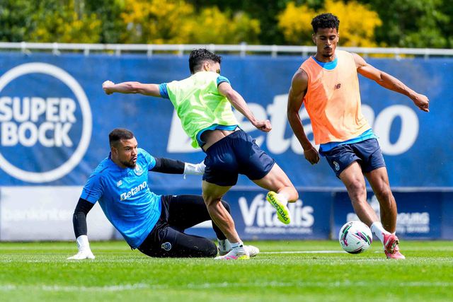 FC Porto continua a preparar Moreirense ainda sem Diogo Costa