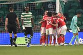 Derrota em casa frrente ao Benfica foi rude golpe para o Sporting na luta pelo 2.º lugar - FOTO: MIGUEL NUNES