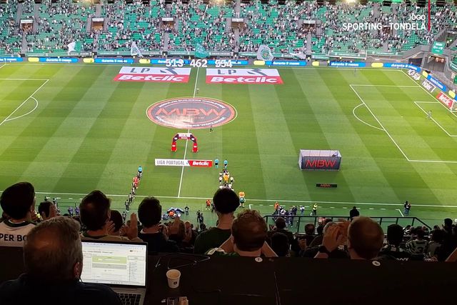 Entrada das equipas no Sporting-Tondela