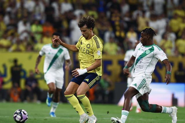 João Félix frente ao Al Ahli - Foto: Al Nassr/X
