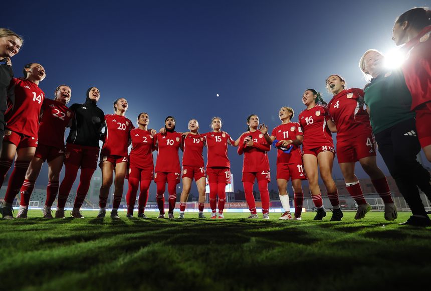 Mulheres afegãs vão poder representar o seu país de forma oficial - Foto: FIFA