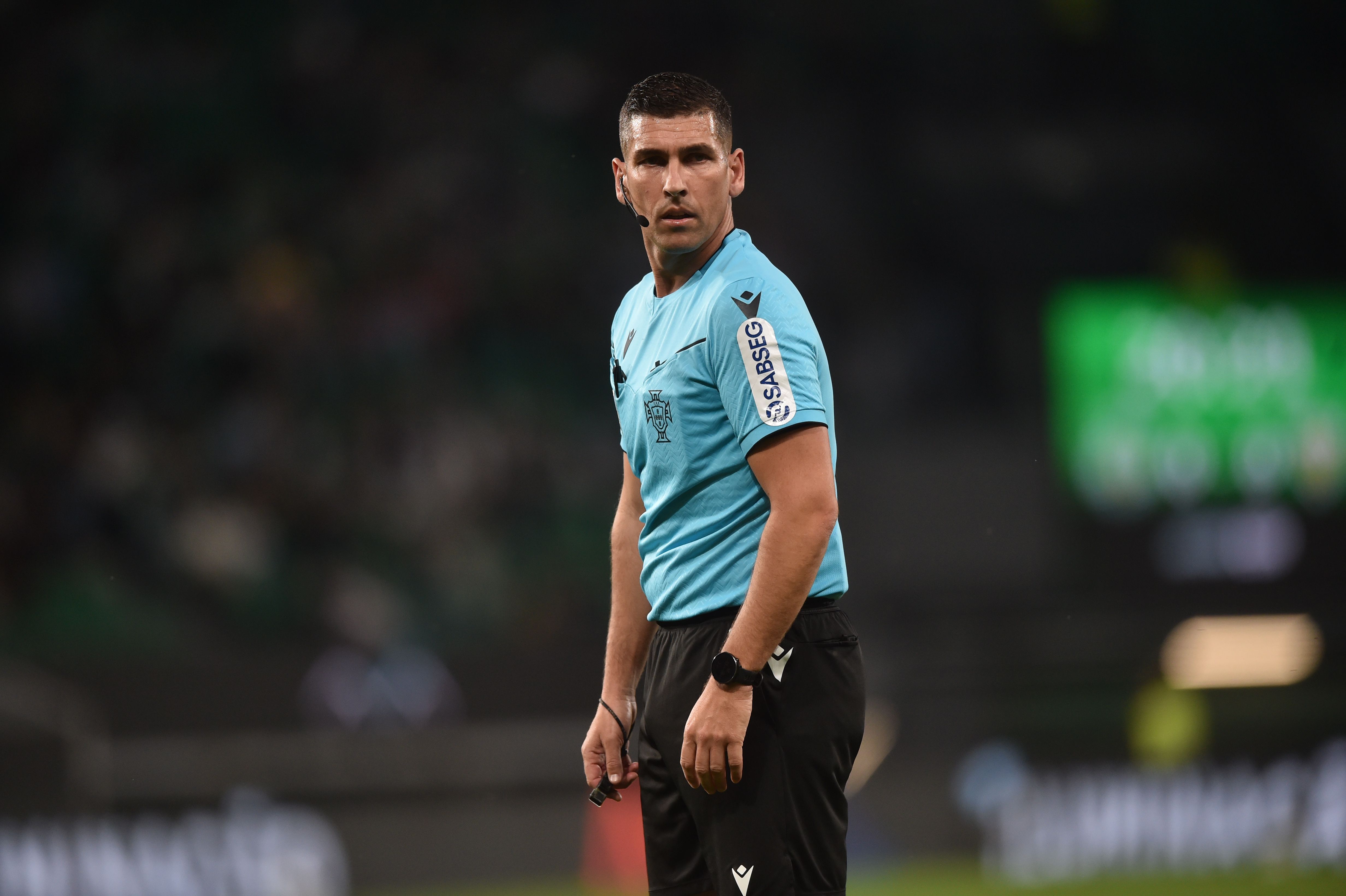 Fábio Veríssimo foi o árbitro da partida. Foto: Miguel Nunes (Sporting -  Tondela)