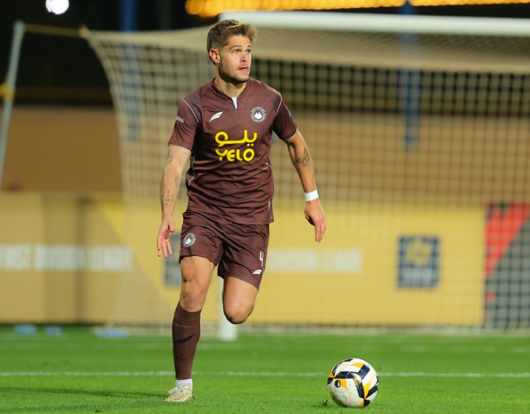 Diogo Queirós, defesa-central, 27 anos - Al Jabalain (II Liga da Arábia Saudita)