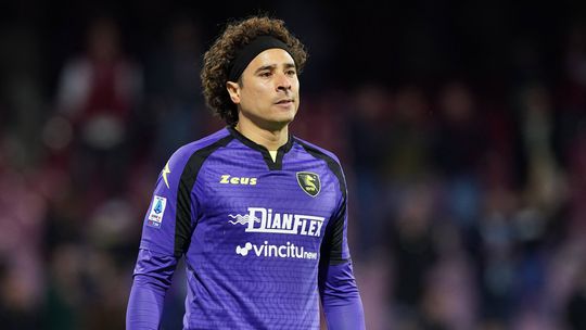 Ochoa abandona Salernitana