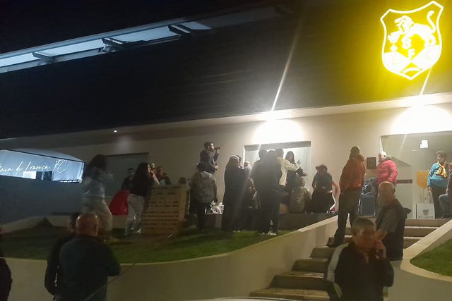 Lusitânia de Lourosa: bilhete para o jogo com o Feirense vale... uma noite ao relento