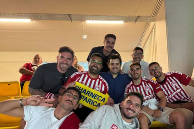 FOTOS: os portugueses que assistiram à final da Liga Conferência