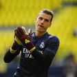 Liga dos Campeões: Lunin com gripe e deve perder lugar para Courtois na final