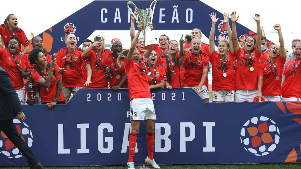 Benfica: Filipa Patão e quatro internacionais à beira da renovação