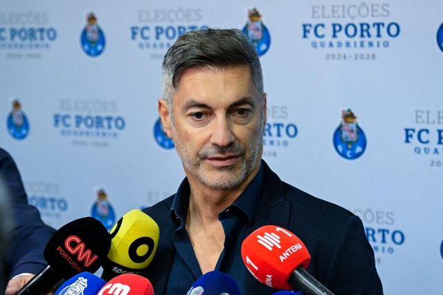 Vítor Baía desmente dívida de 50 mil euros ao FC Porto