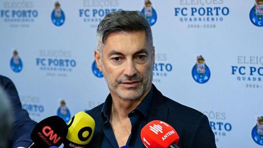 Vítor Baía desmente dívida de 50 mil euros ao FC Porto