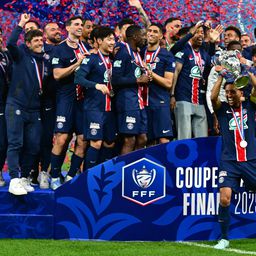 Portugueses do Século XXI atacam Liga dos Campeões